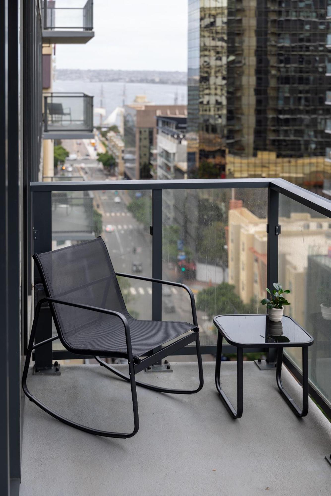 Kasa Little Italy San Diego Room photo